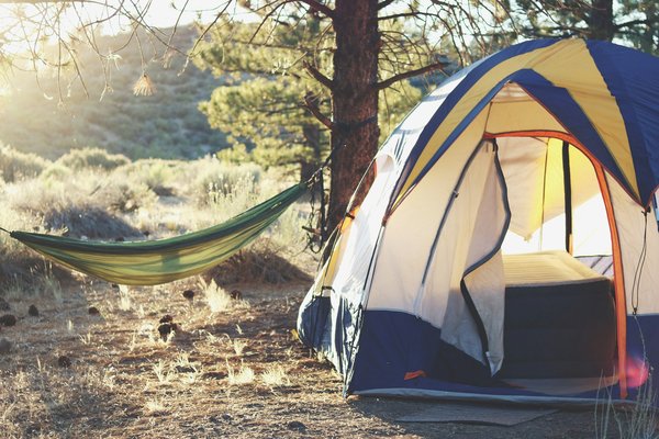 Comment organiser un camping pour une expédition de trekking dans l'Himalaya?
